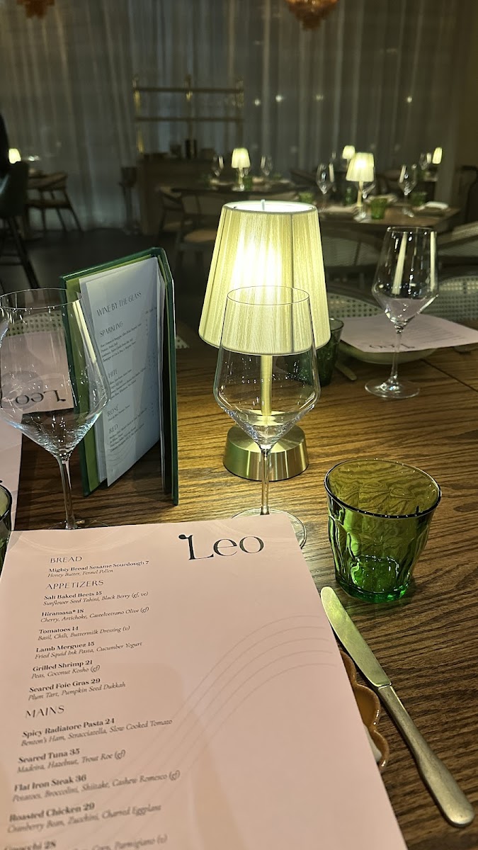 Leo Restaurant and Bar Photo Menu 5