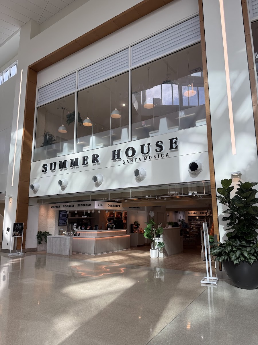 Summer House Santa Monica