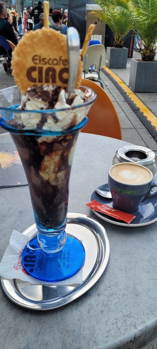 Eiscafe Ciao Photo 9