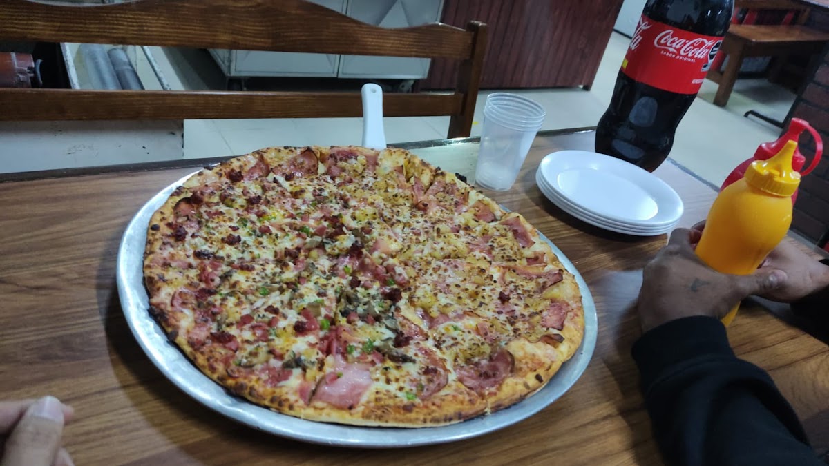 Pizza Baez Photo 7