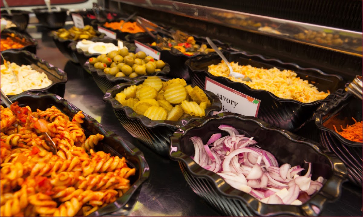 Maxhouse Sandwich and Salad Bar Photo 3