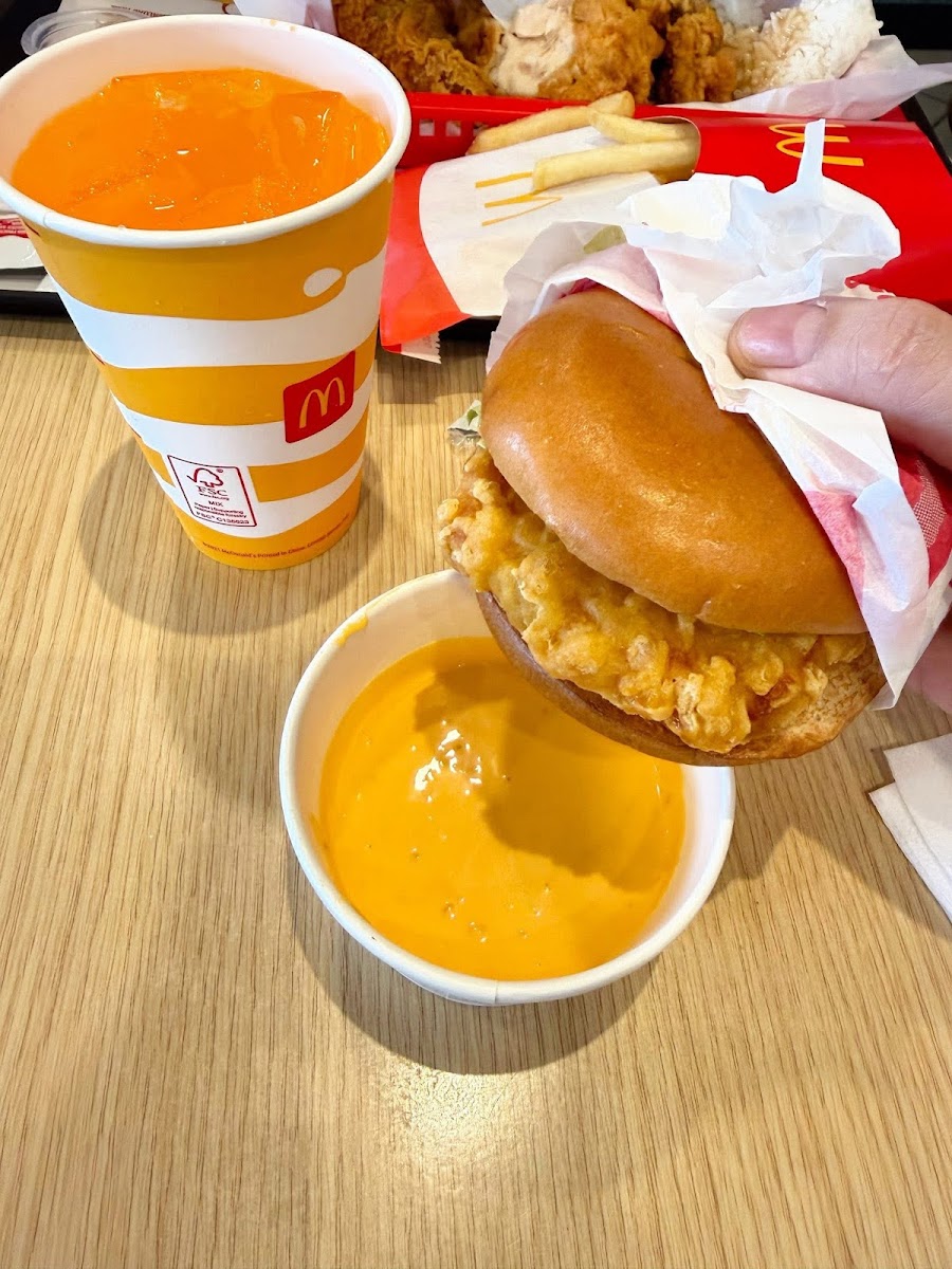 McDonald's BGC Forum Photo 4