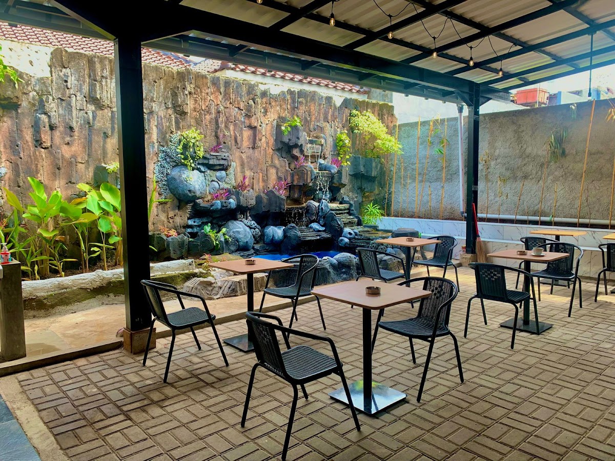 O³ Resto and Cafe