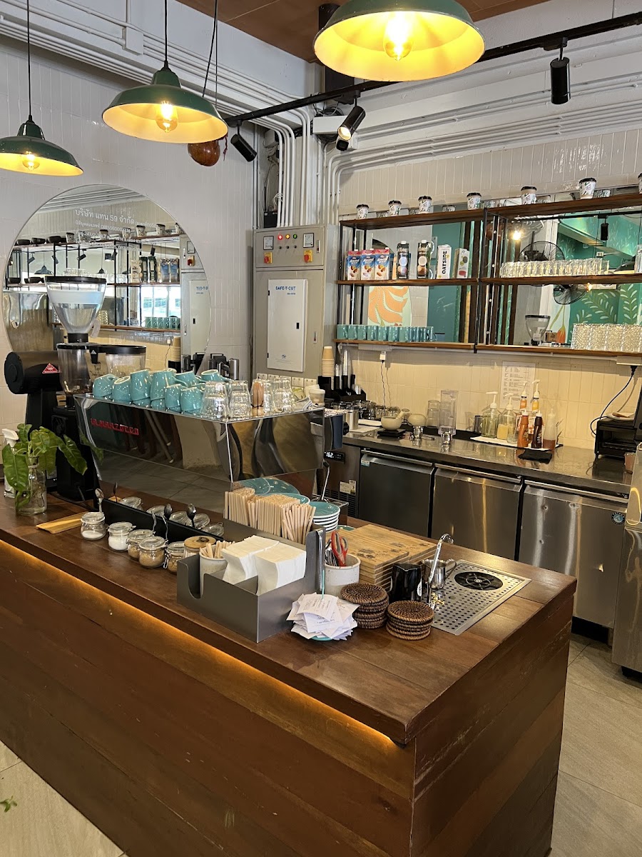 TAN Tribe Cafe, Aonang Beach Photo 3