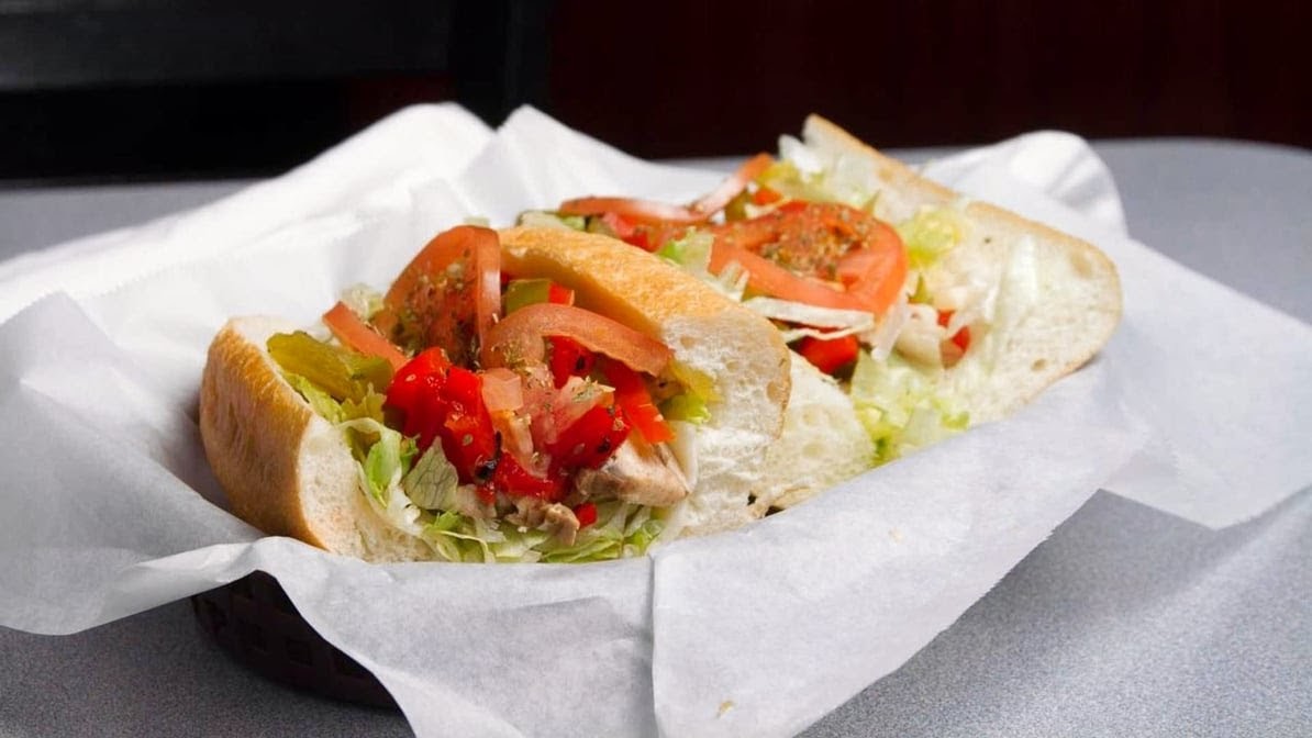 Lee's Hoagie House Photo 3