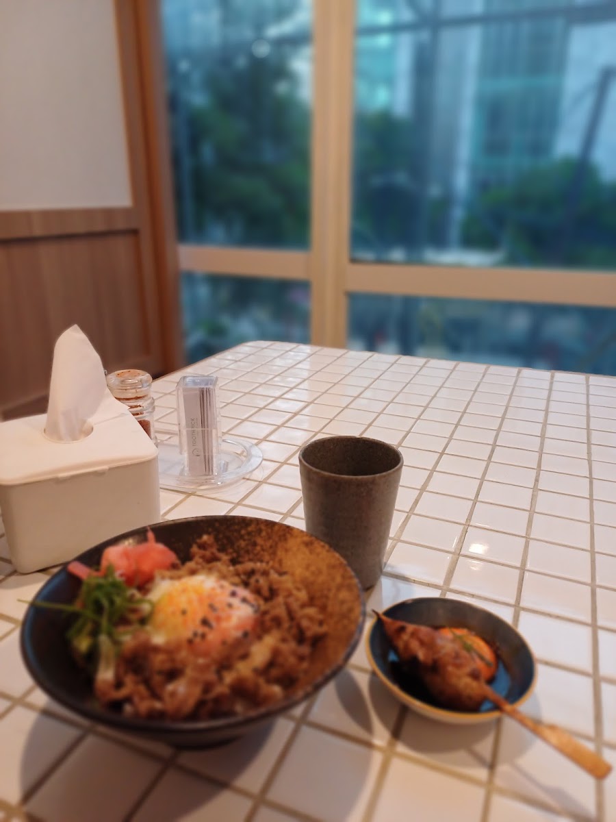 Ossu Izakaya Photo 8