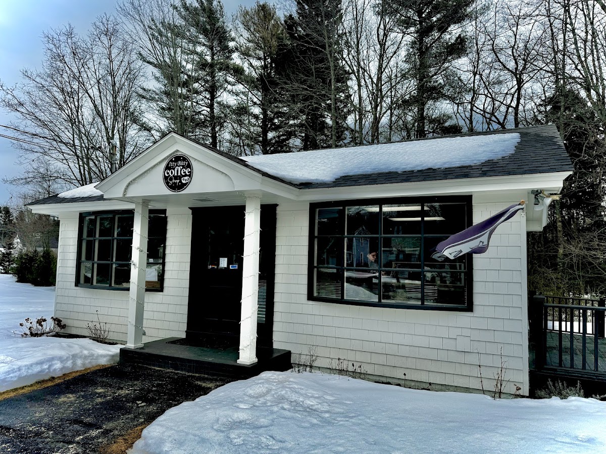 Harpswell's Itty Bitty Coffee Shop Photo 4