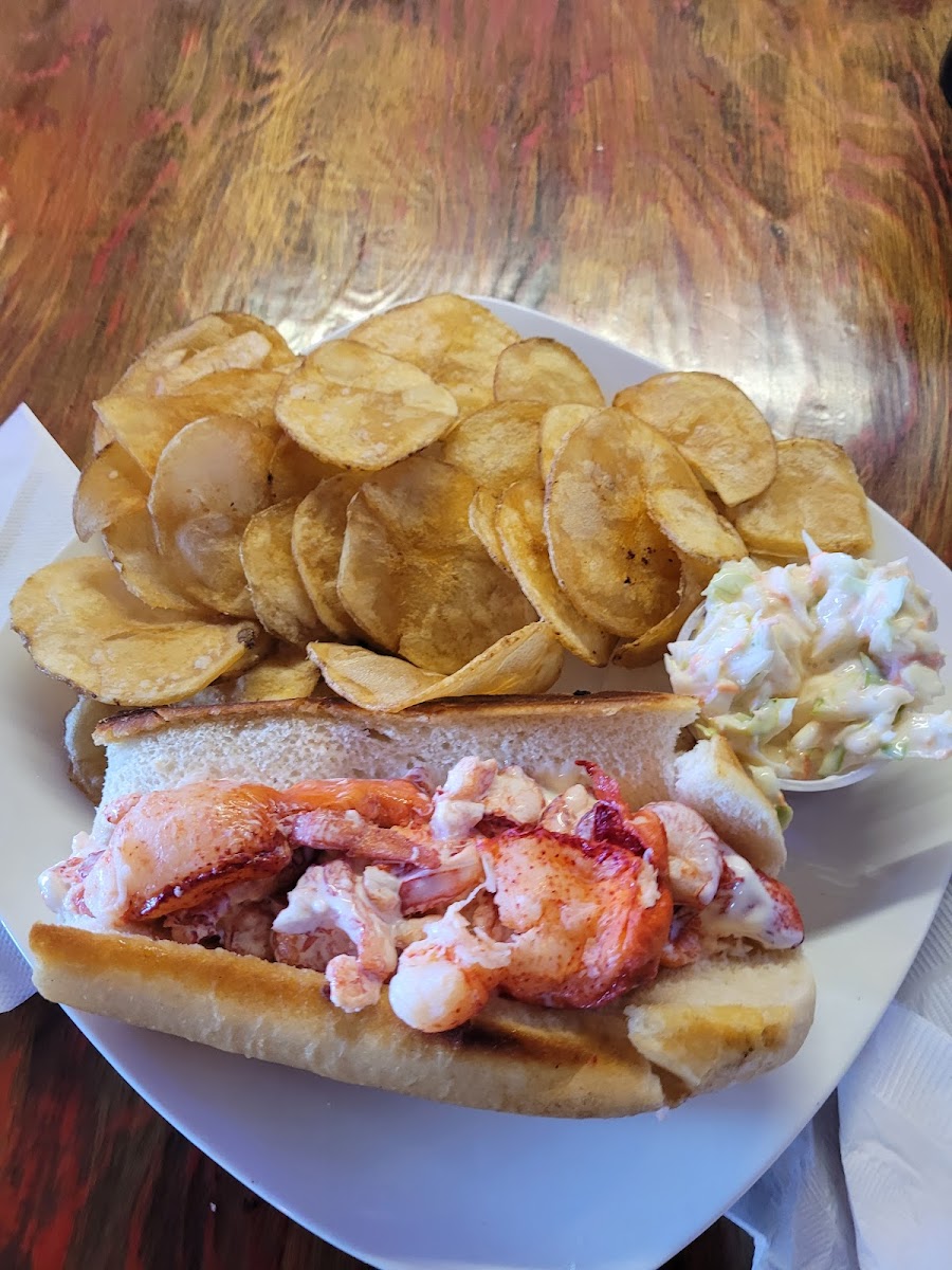 Karen's Main Street Diner Photo 3