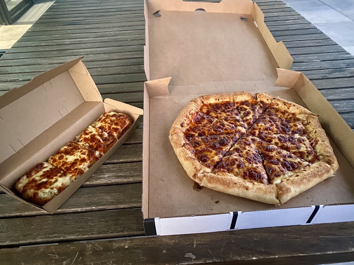 Pirate Point Pizza Photo 5