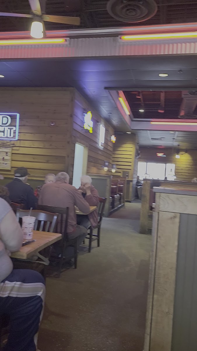 Logan's Roadhouse Photo 2
