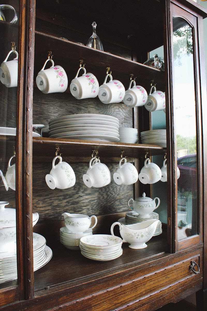 The Queen's Library Tea Room Photo 4