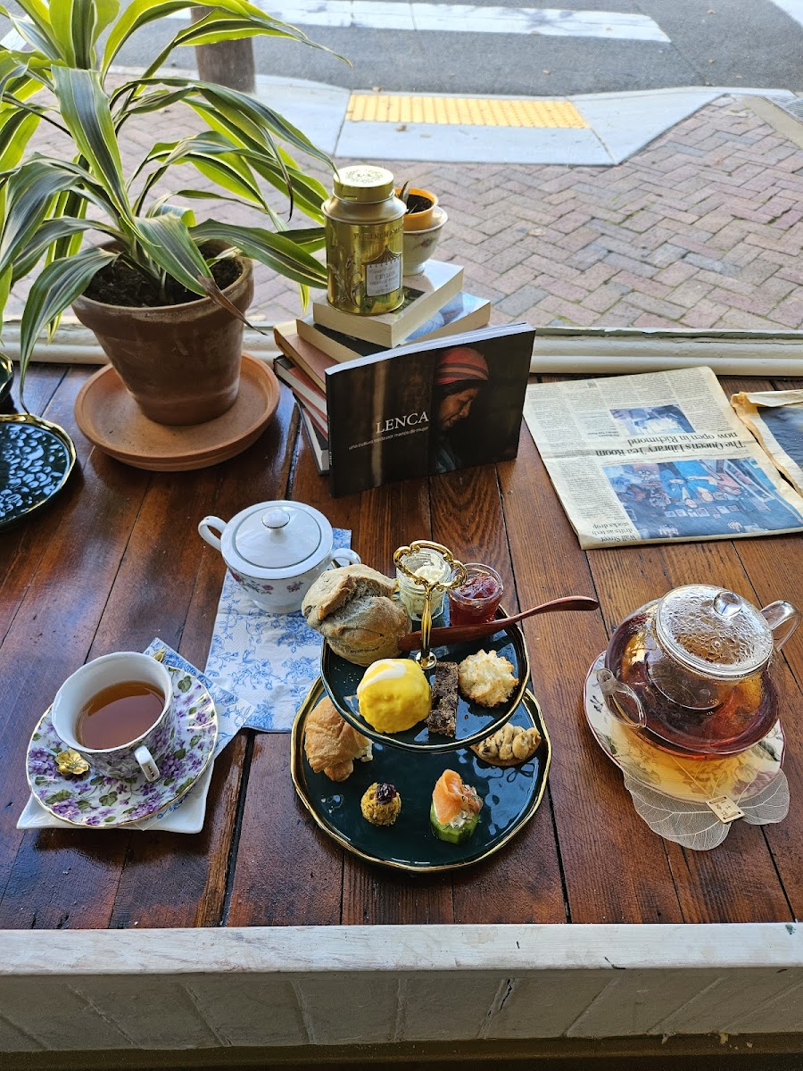 The Queen's Library Tea Room Photo 9