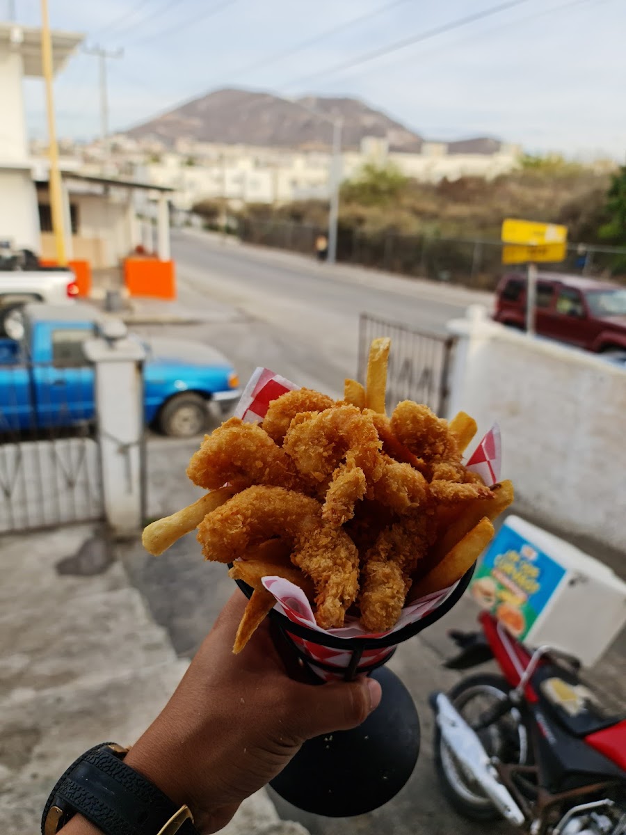 Daddy Pollo GO Lomas del Sol Photo 8