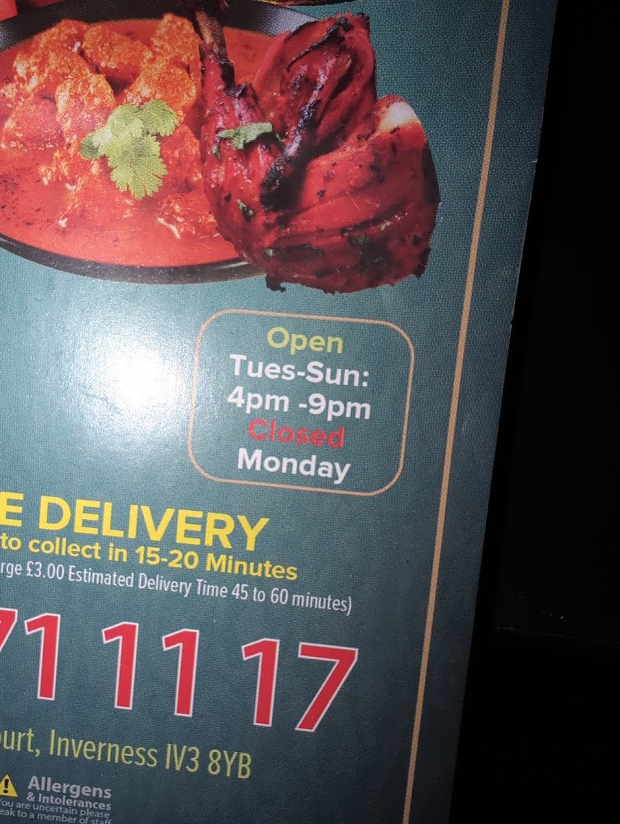 Mumtaz Indian Takeaway Photo 4