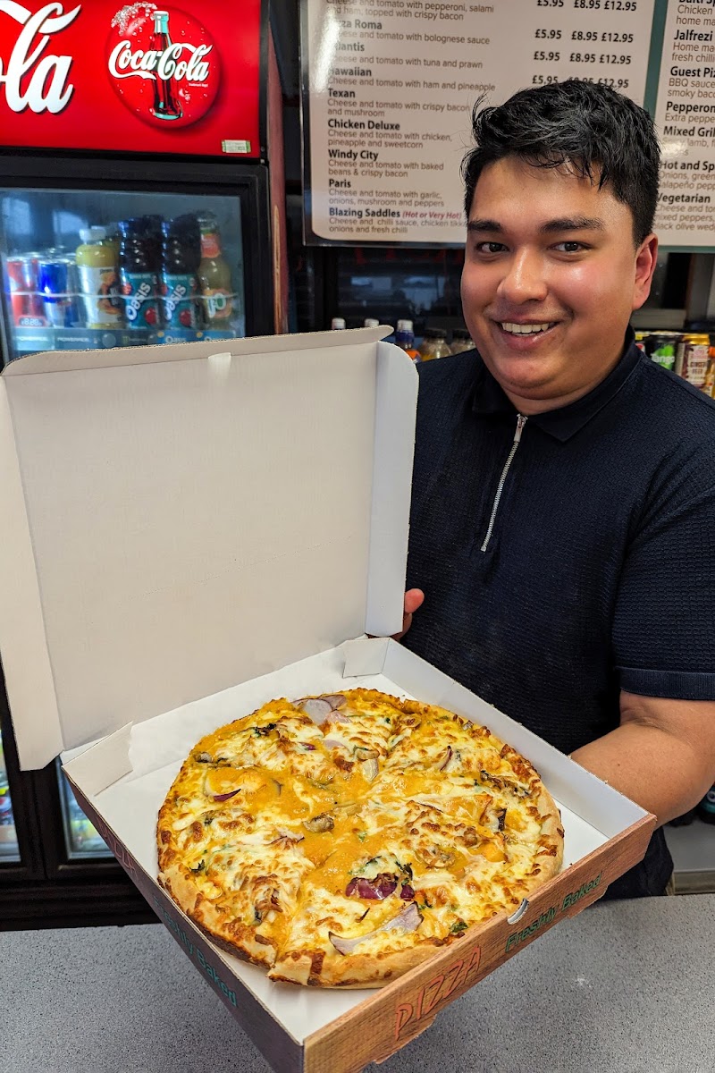 Mumtaz Indian Takeaway Photo 5