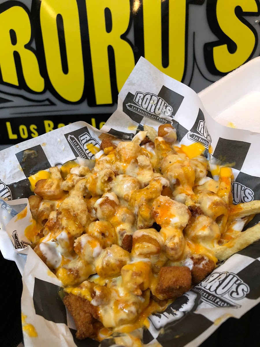 Roru's Boneless & Alitas Photo 2