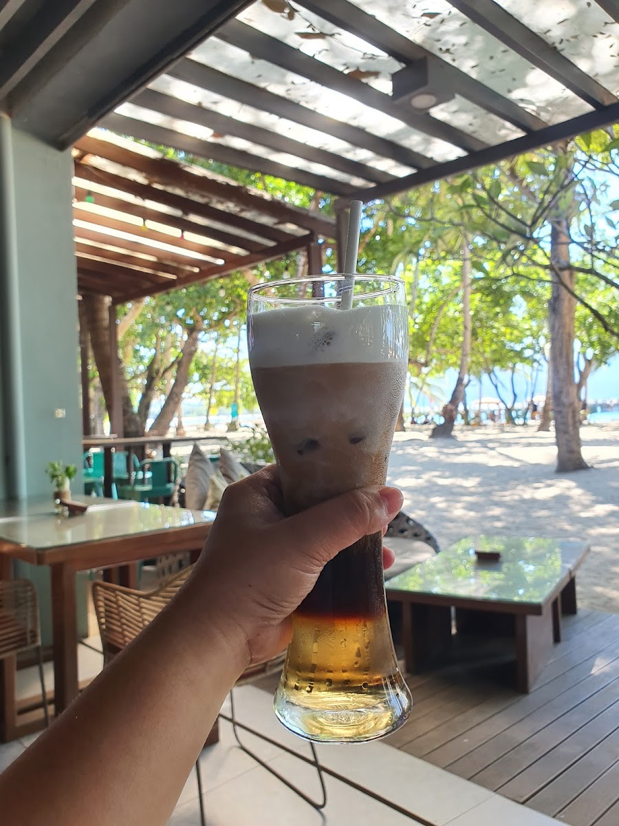 Liam's Beach Cafe Photo 5