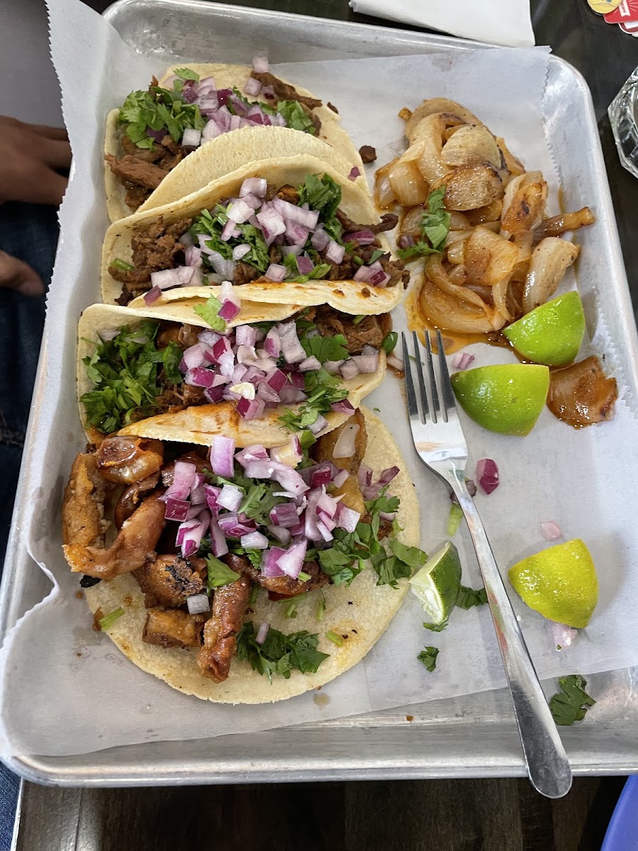 Tacos azteca Photo 5