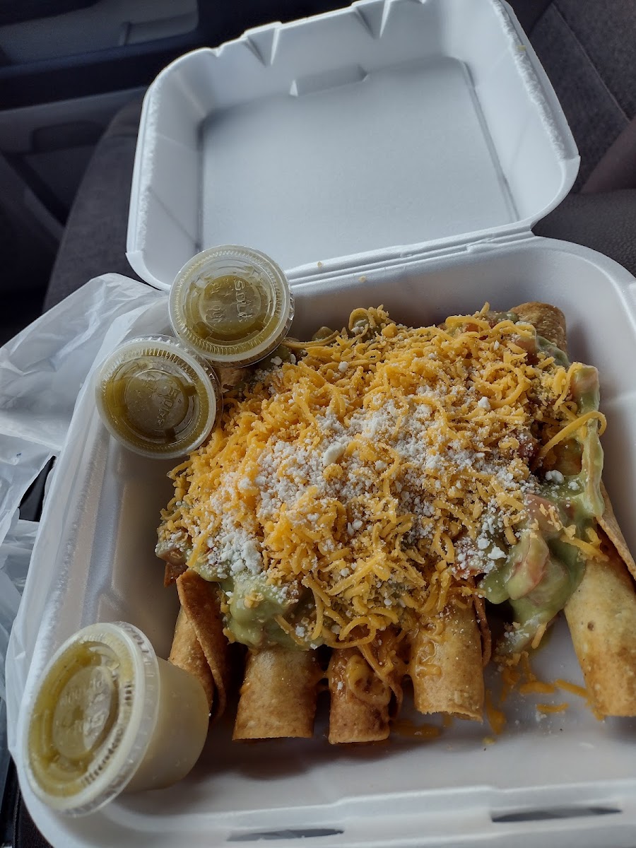 Adalberto’s Méxican Food Photo 10