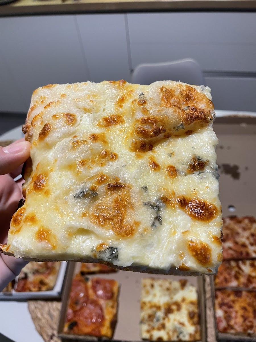 PIZZA CRUNCHY Photo 5