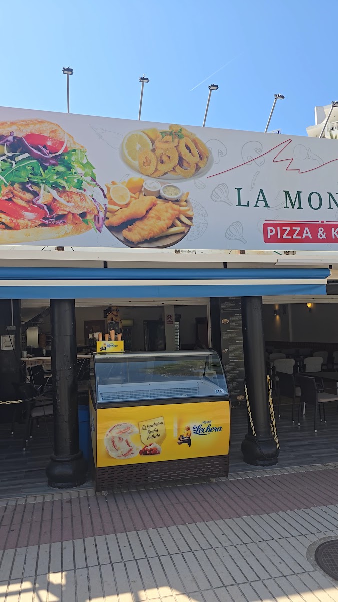 LA MONTAÑA PIZZA & KEBAB Photo 7