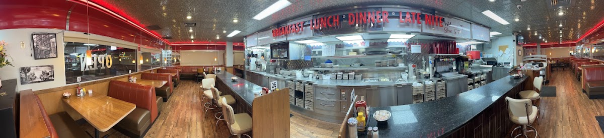 Star 57 Diner Photo 7