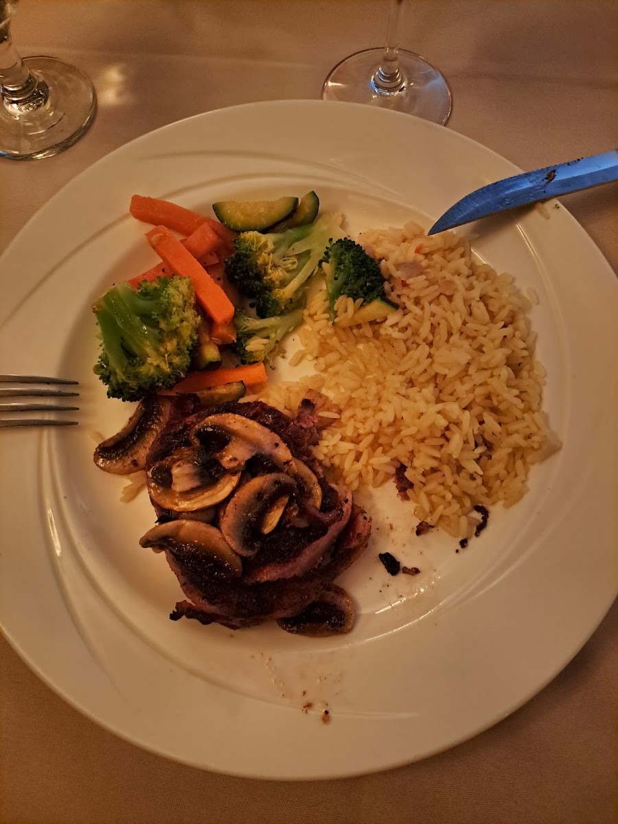 Mr Prime Rib Photo 6