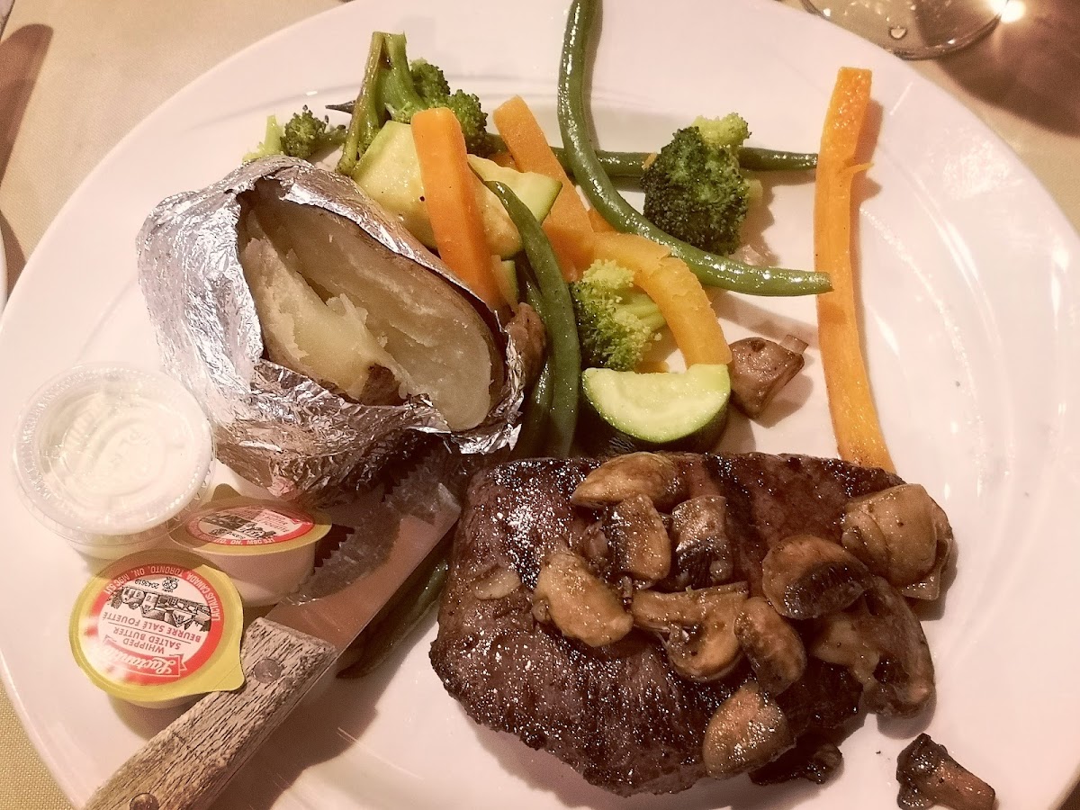 Mr Prime Rib Photo 9
