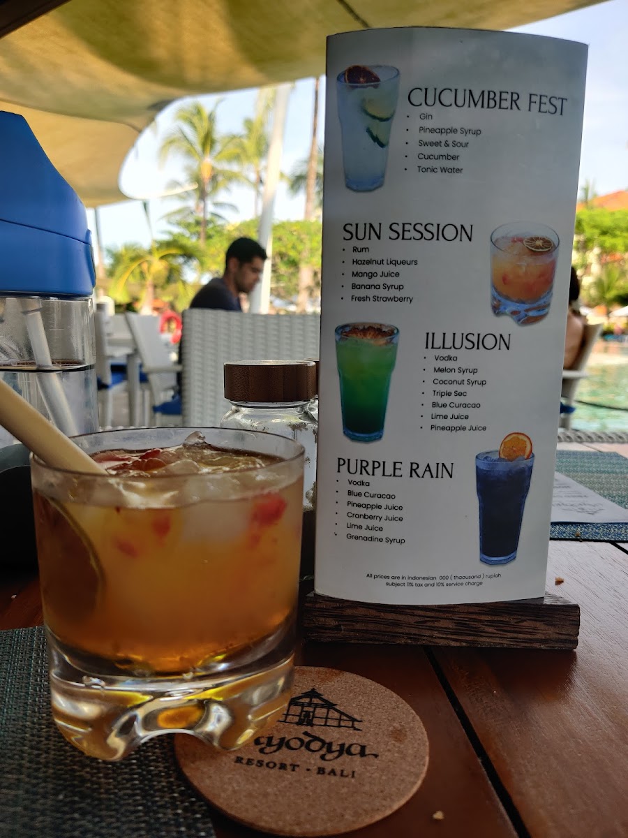 Surfer's Corner - Poolside Cafe and Bar Photo Menu 6