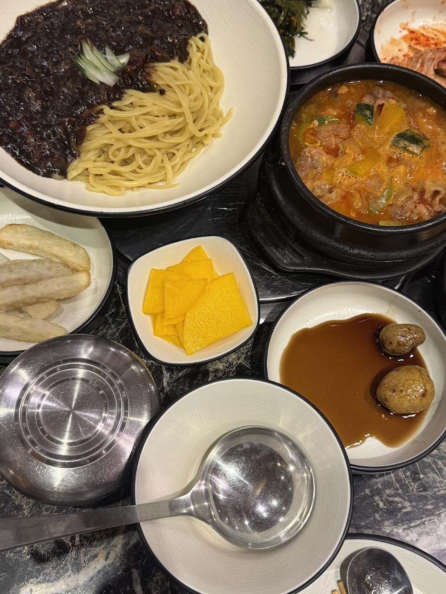 Han Kook Gwan Photo 4