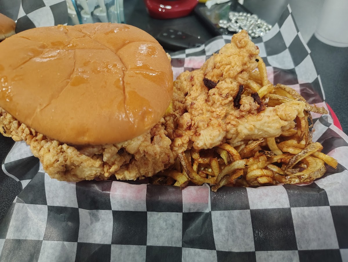 Clint’s Bar and Grill Photo 3