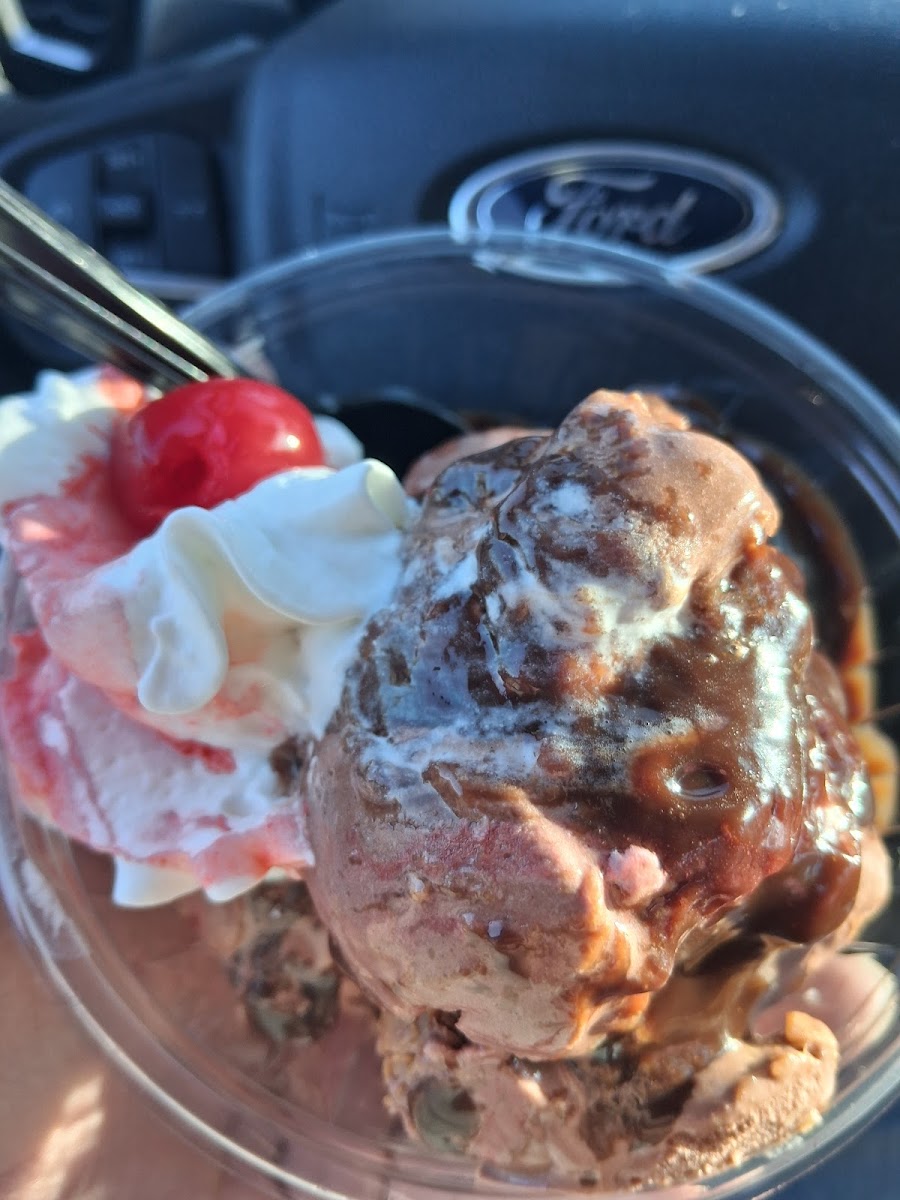 Lindy's Ice Cream Stop