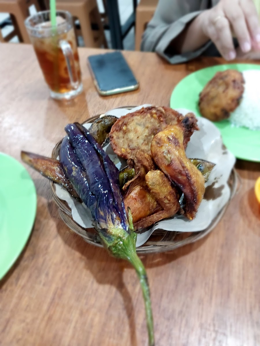 Sambal Dadakan Pedas Melejit 4, Gading Serpong Photo 5