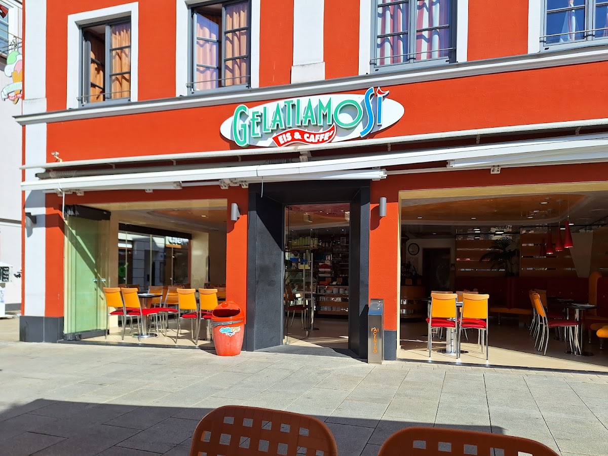 Gelatiamosi Eis & Cafe