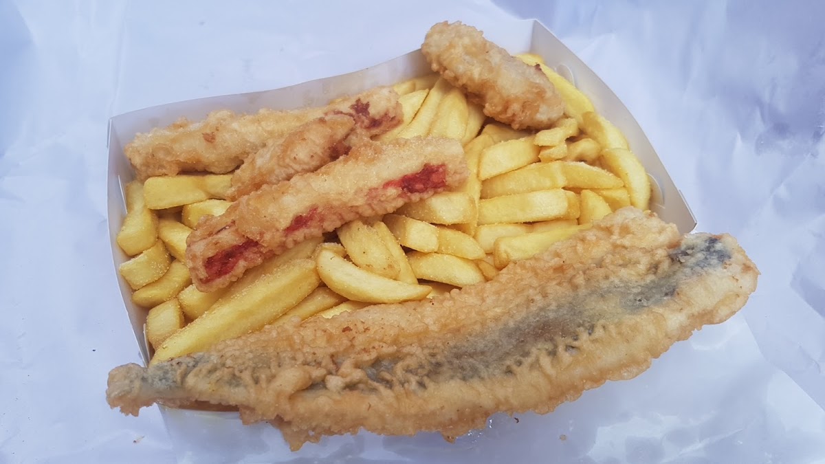 Dolphin Fish & Chips Photo 6