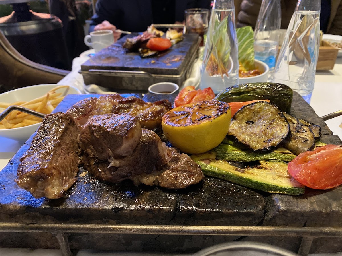Auguri Kosher Trattoria KMD Photo 4