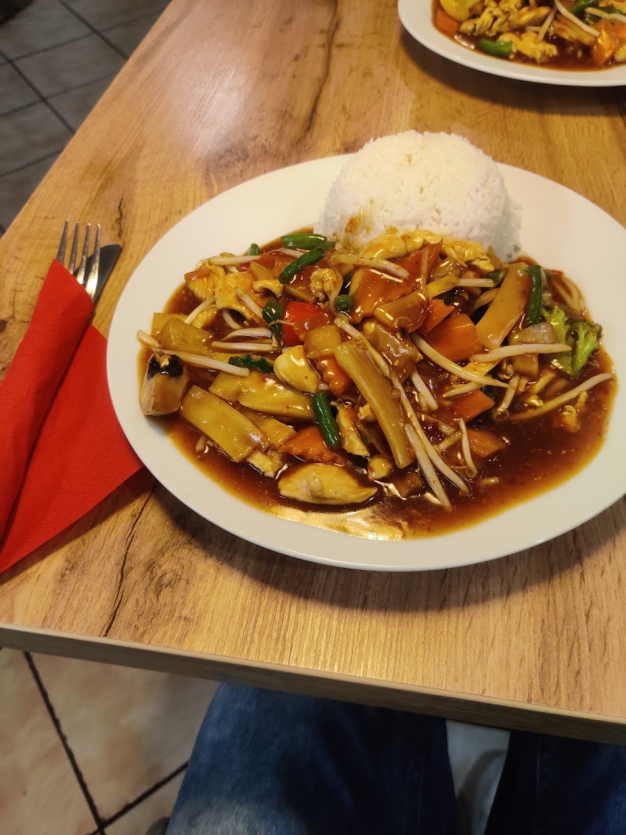 Thai Asia Imbiss Photo 4