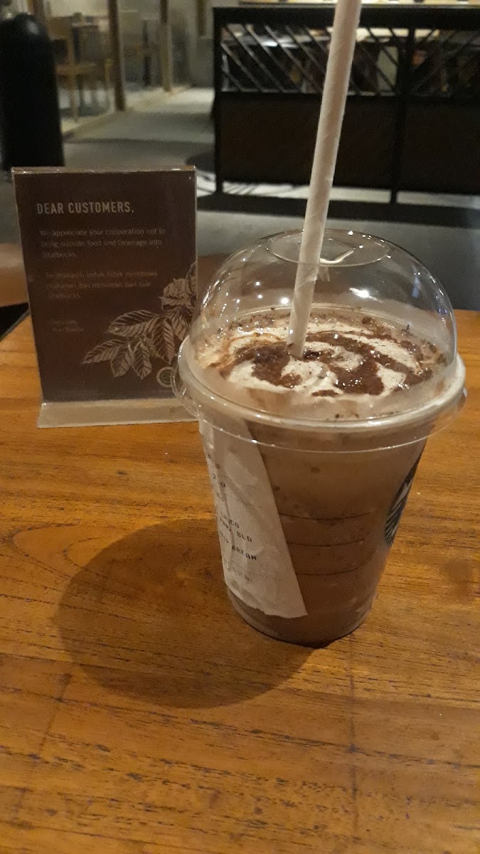 Starbucks Bintaro Sektor 7 Photo 10