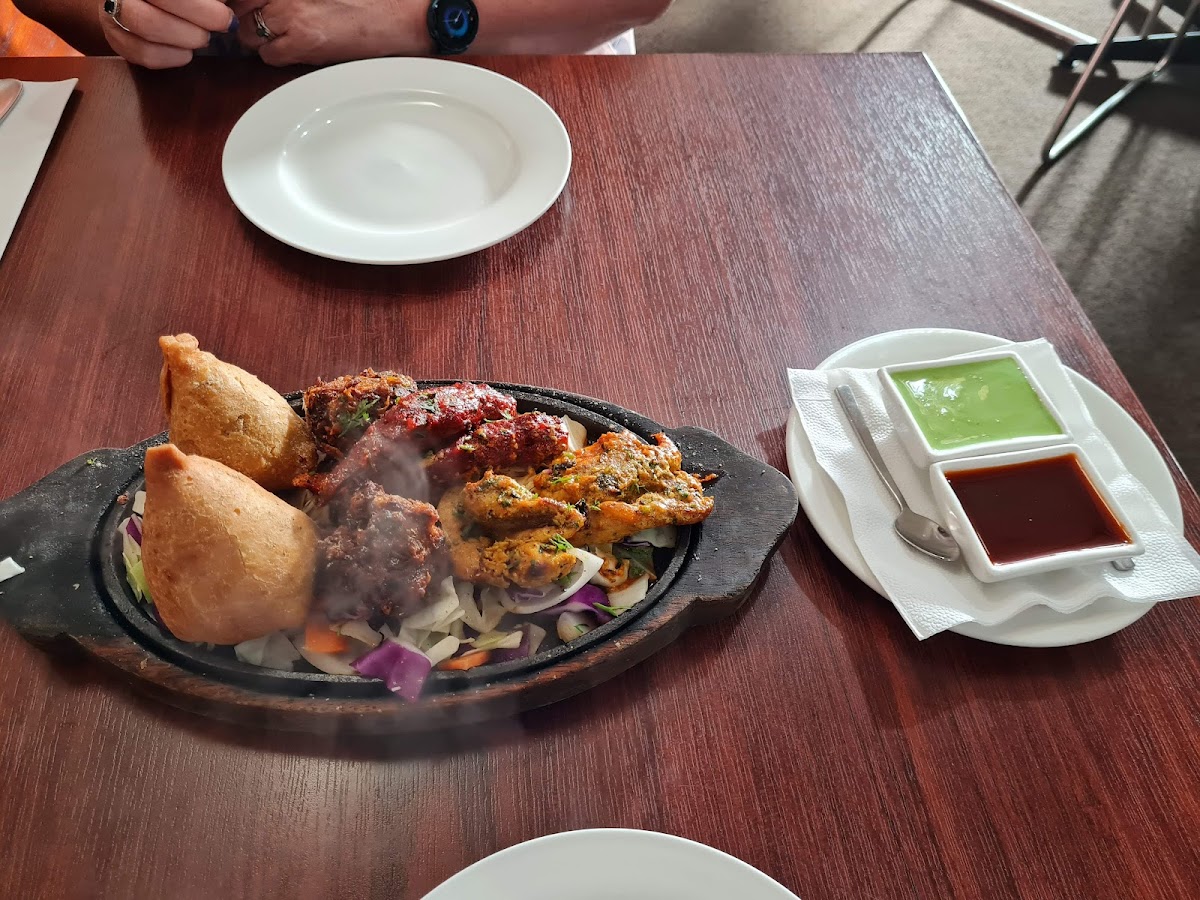 Curry Village Photo 10