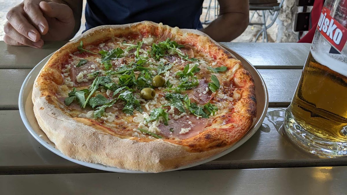 Pizzeria Tabasco Photo 7