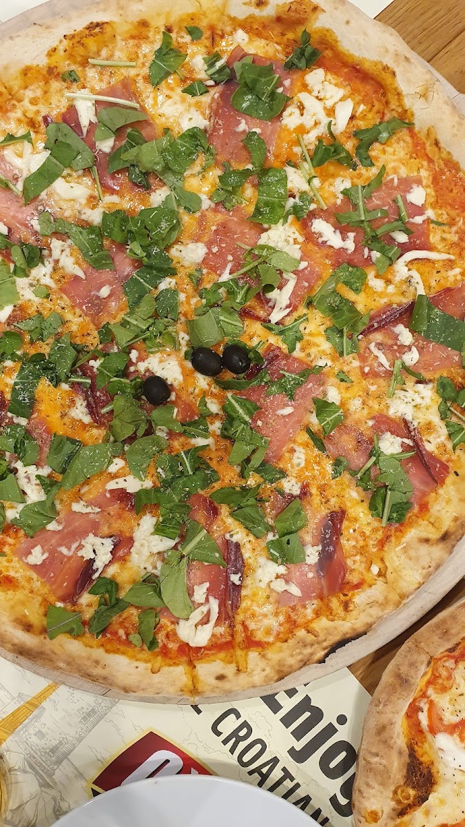 Pizzeria Tabasco Photo 9