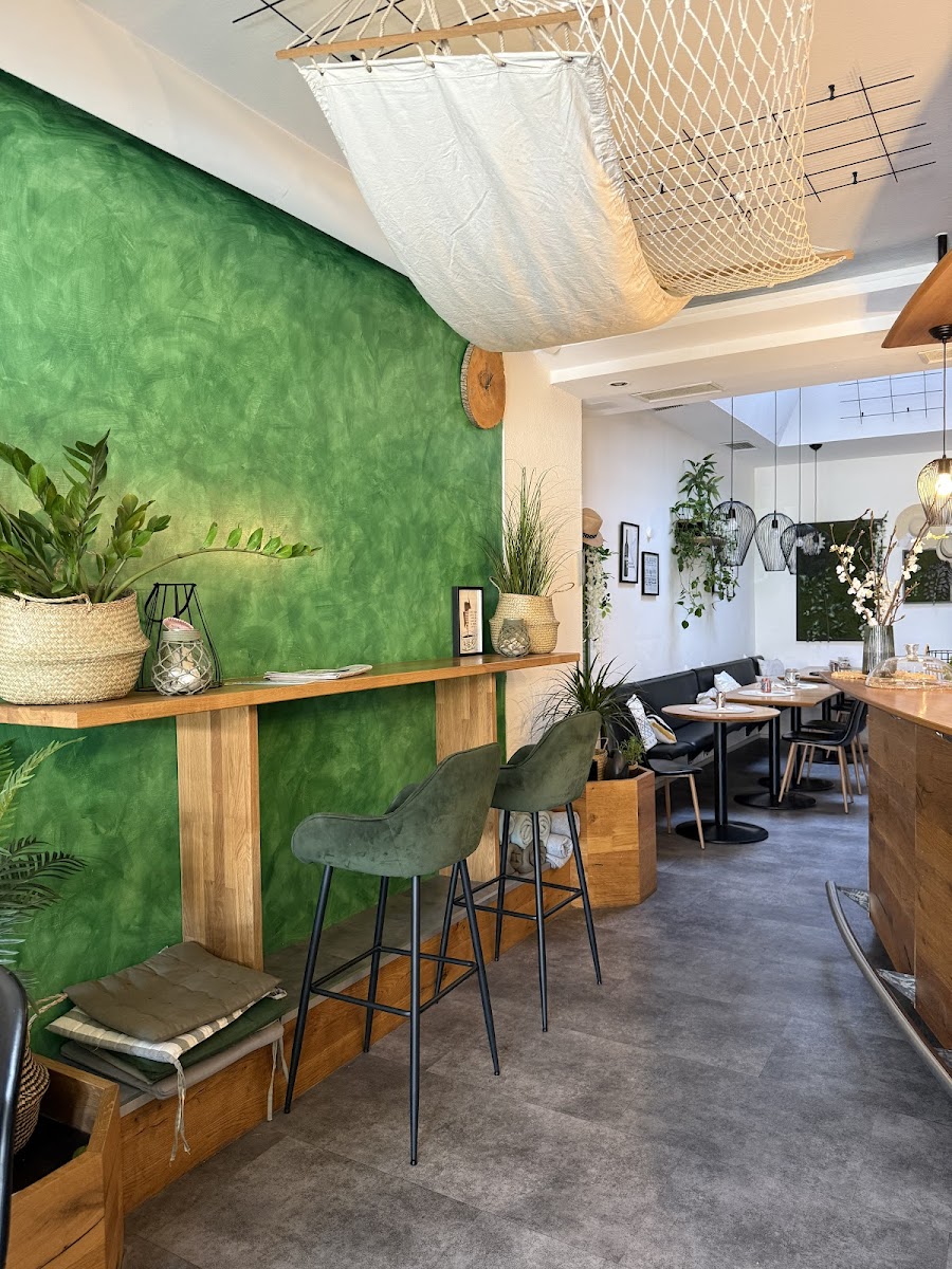 Freys Café & Brunch