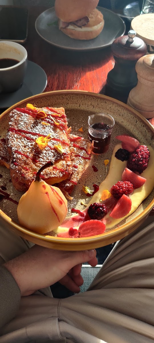 Cafe Omnia Photo 6