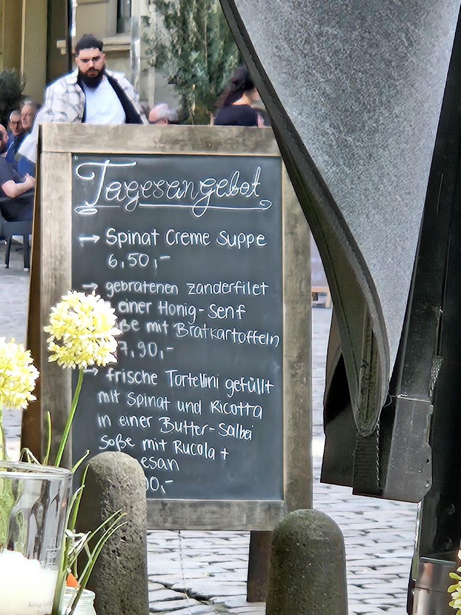 Laurenz Cafe Photo Menu 1