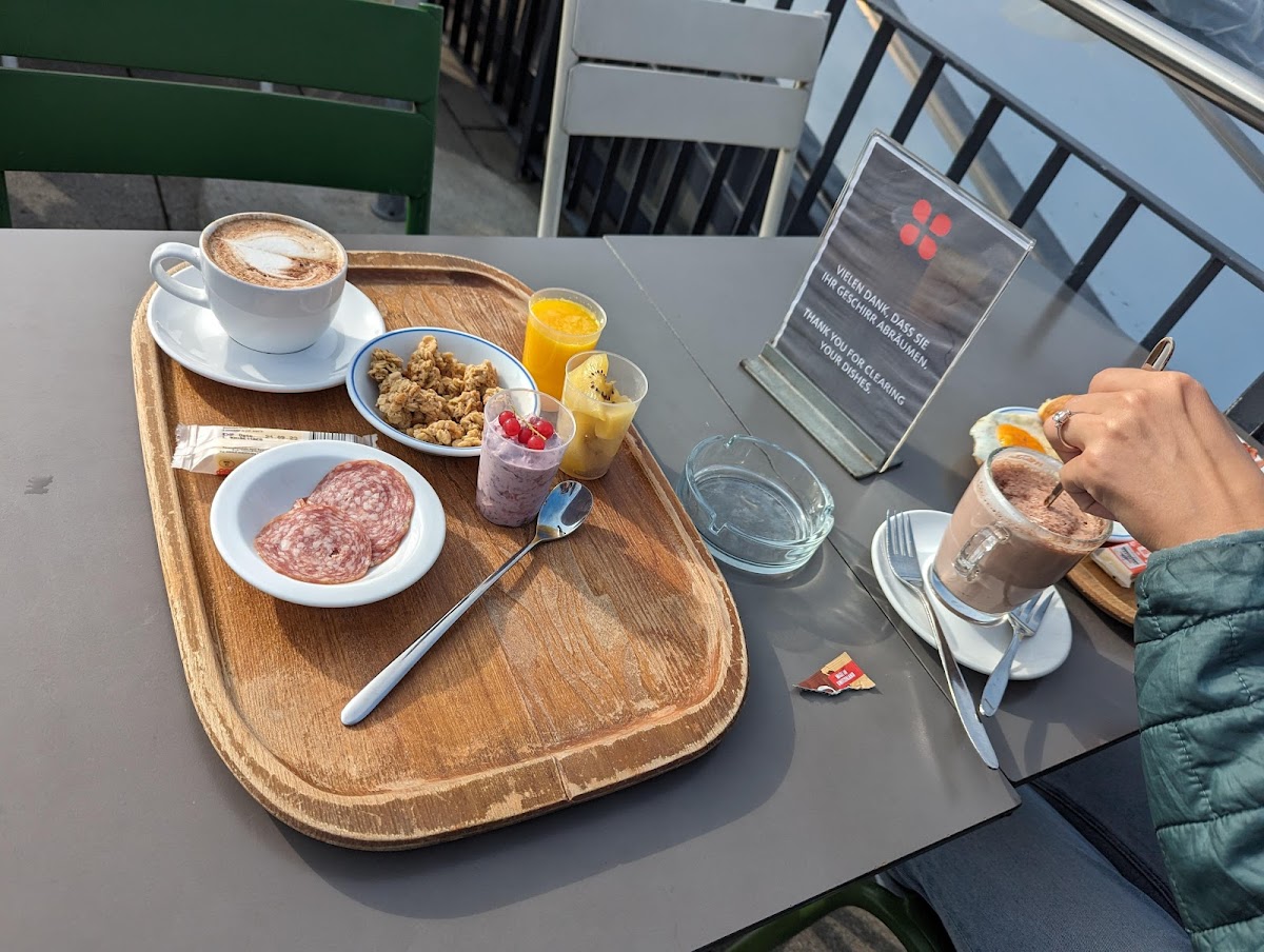 Manora Restaurant Luzern Photo 9