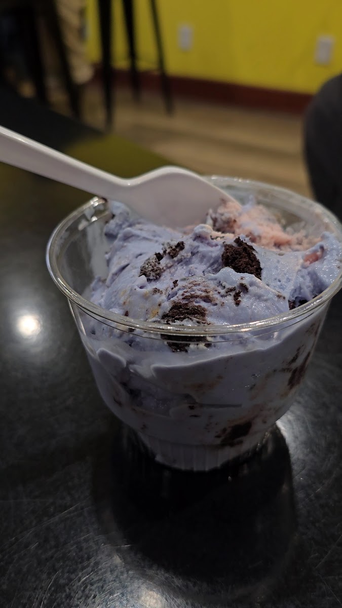 The Main Scoop Photo 2