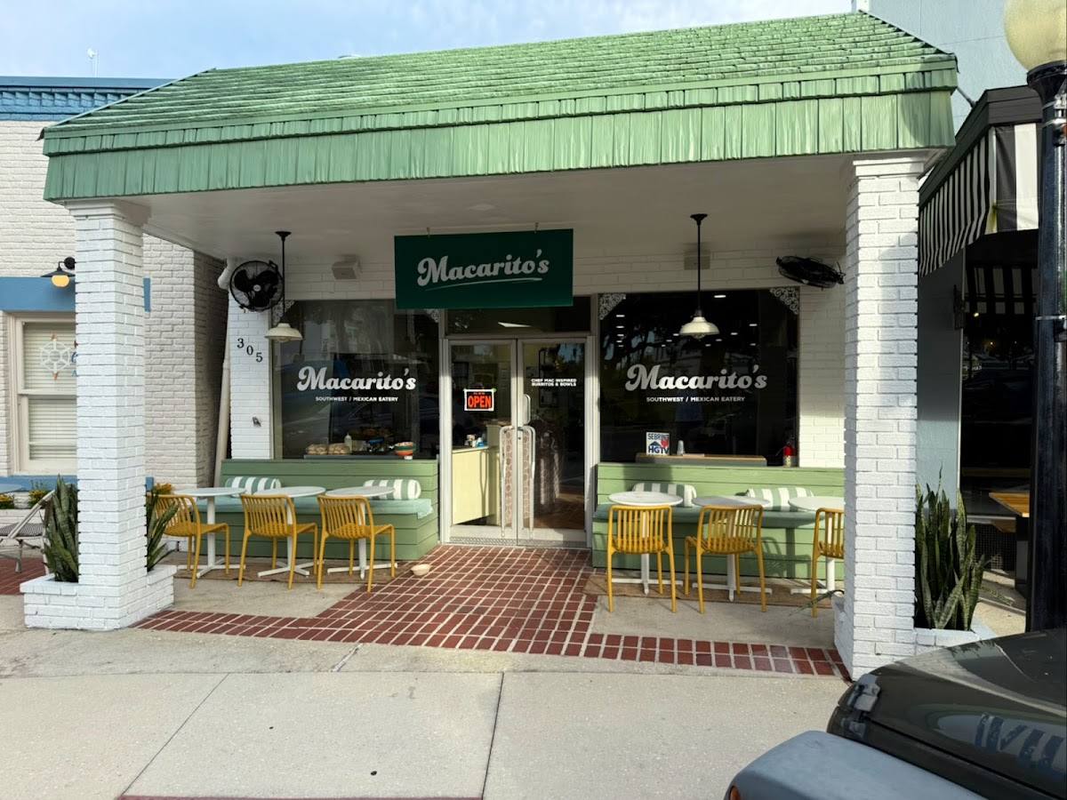 Macarito’s