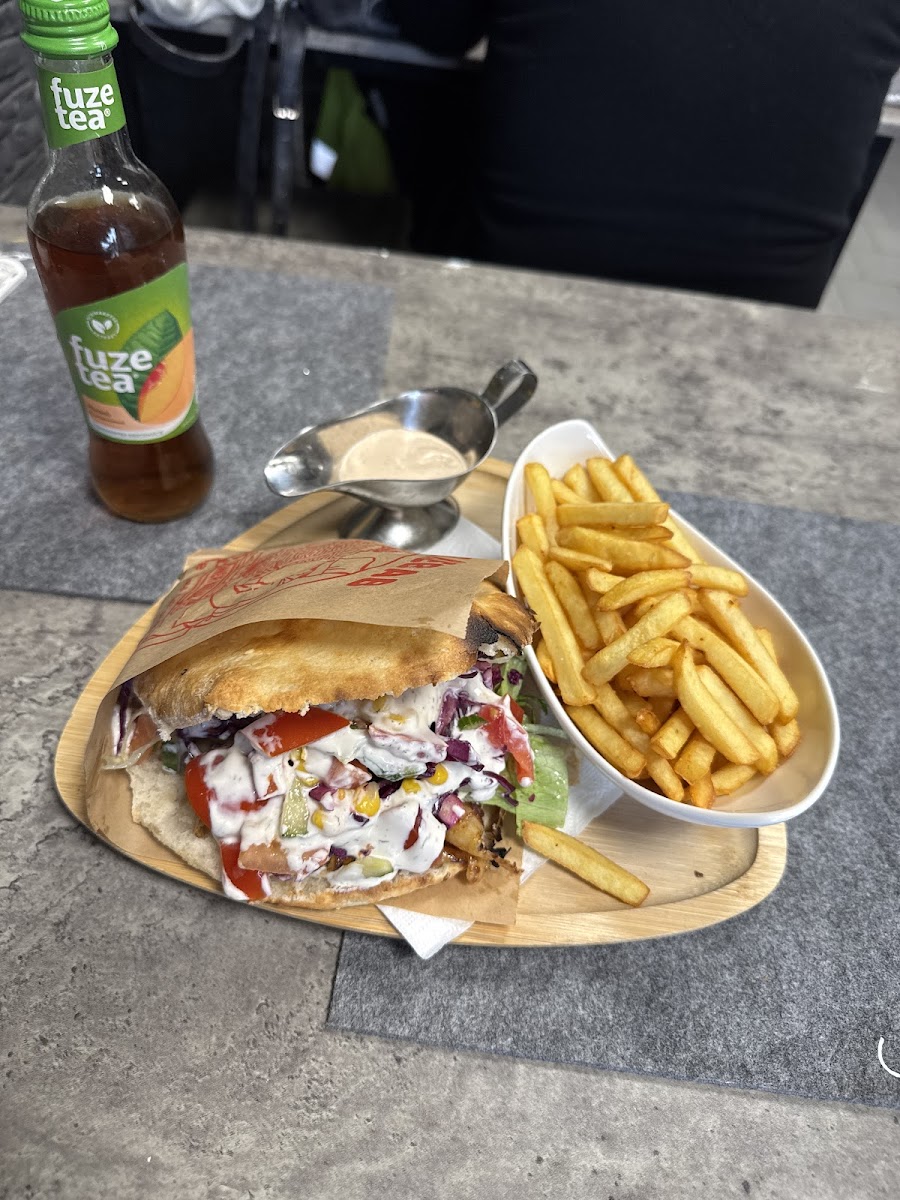 Murgtal Kebap Pizza Photo 4