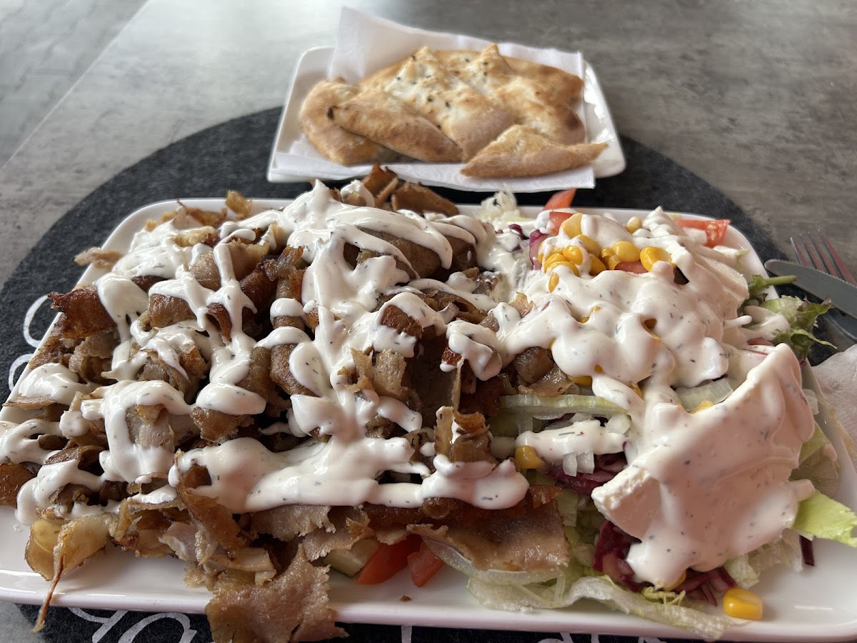 Murgtal Kebap Pizza Photo 6