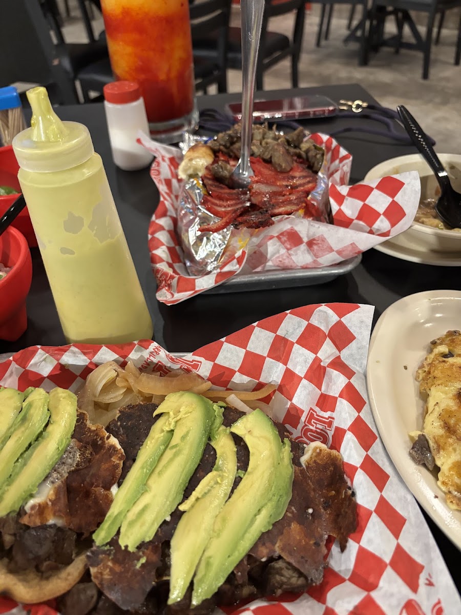 Los Tacos Parrillada - Revolución Photo 5